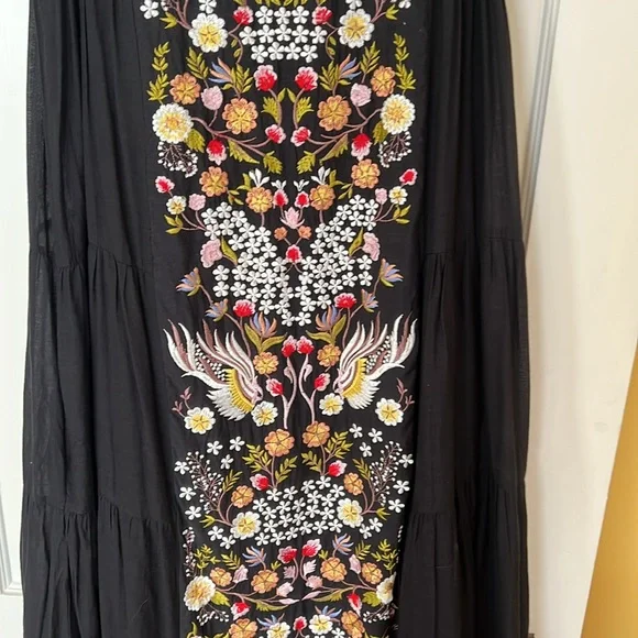 EUC Anthropologie Samant Chauhan Black Embroidered Maxi Dress Floral Gorgeous! - Picture 3 of 6